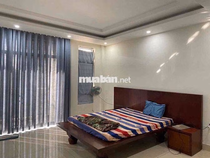 NHÀ ĐẸP 4 TẦNG 5PN KHU VEN SÔNG , GẦN TTTM GIGAMALL, FULL NỘI THẤT