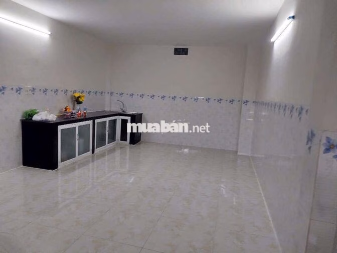 MẶT BẰNG KINH DOANH SPA, CỬA HÀNG, TẠP HÓA NGAY CHỢ LINH XUÂN. 3PN 3WC