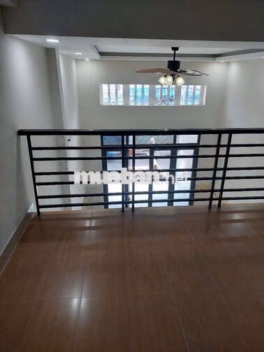 MẶT BẰNG KINH DOANH SPA, CỬA HÀNG, TẠP HÓA NGAY CHỢ LINH XUÂN. 3PN 3WC