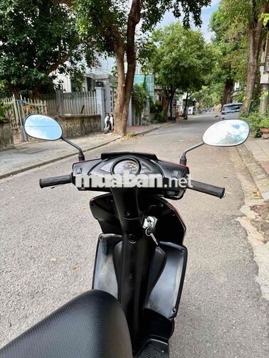 Honda Click 2009 may rin 6tr500 ***