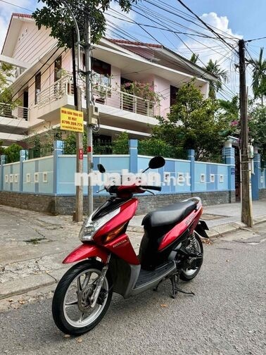 Honda Click 2009 may rin 6tr500 ***