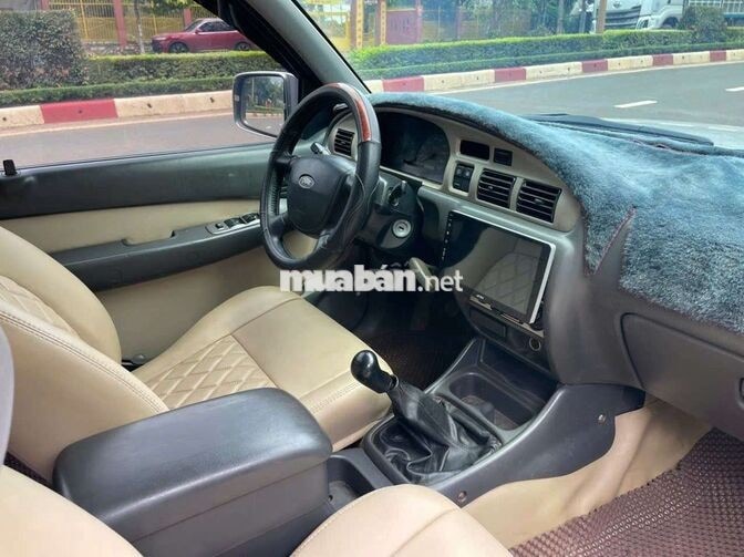 Ford Everest 2005 Bạc