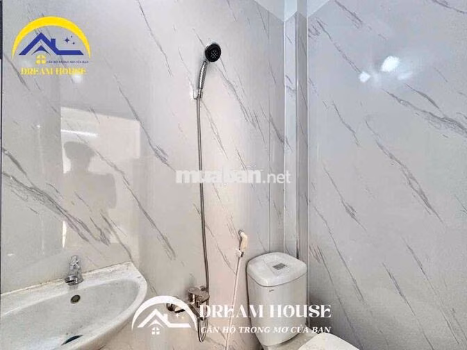 CĂN HỘ MINI FULL NỘI THẤT - GẦN AEON, CỬA SỔ TRỜI THOÁNG, TRỐNG SẴN