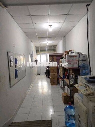 NHÀ CẤP 4 3*24m trống suốt HXH HOÀNG HOA THÁM, Bình Thạnh , kd tự do