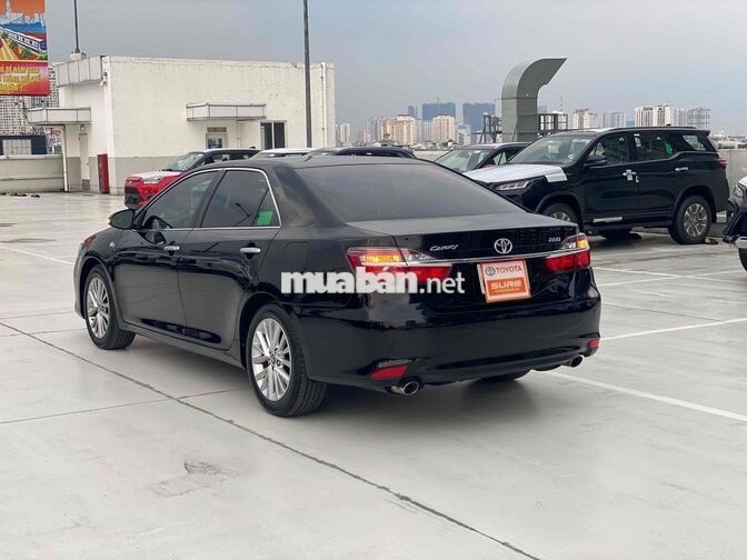 Toyota Camry 2.5Q 2018 Đen 48.000 km