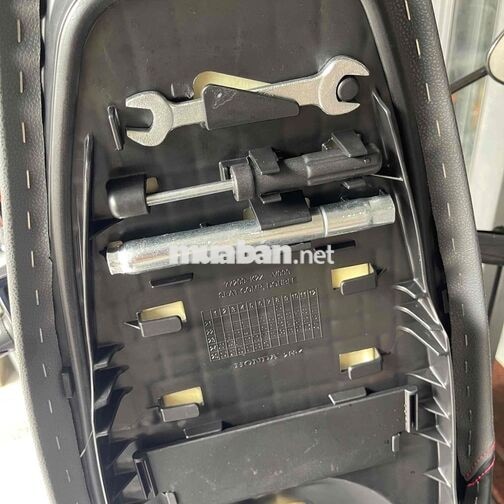 ab 125 Sporty 2025 Xám đen, mới 99,99%, ký liền