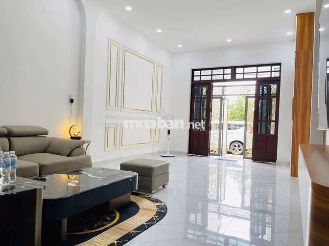 MD CHO THUÊ NHÀ HẺM Ô TÔ LÊ HỒNG PHONG – NAM NHA TRANG