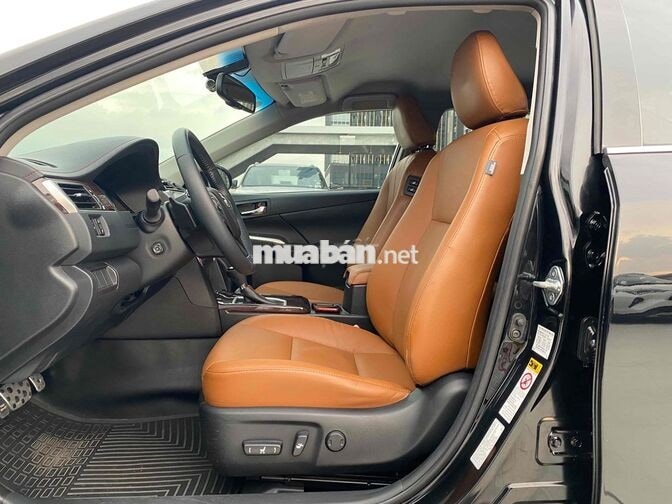 Toyota Camry 2.5Q 2018 Đen 48.000 km