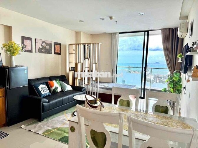 Cho thuê căn hộ biển Maple Tầng Cao View Biển quảng trường biển Nha Tr