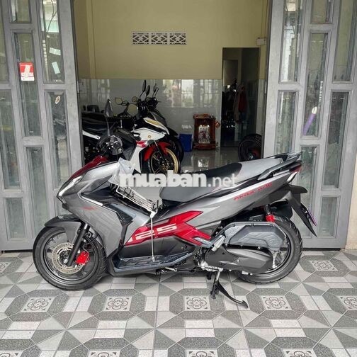 ab 125 Sporty 2025 Xám đen, mới 99,99%, ký liền