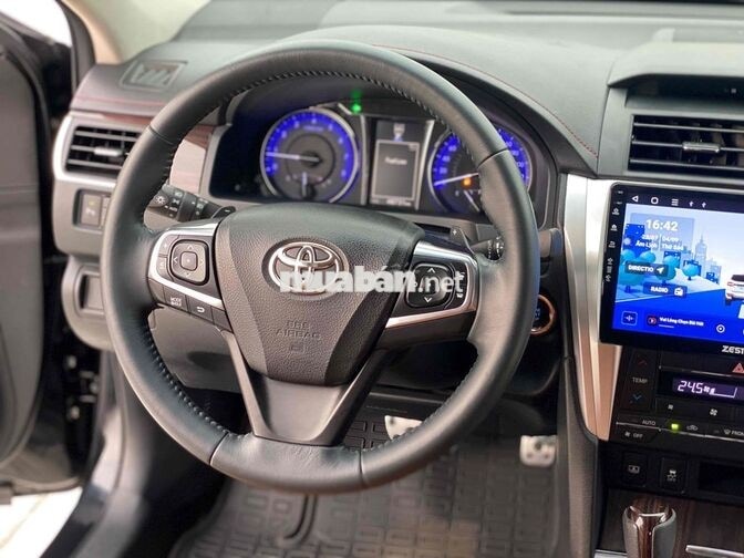 Toyota Camry 2.5Q 2018 Đen 48.000 km