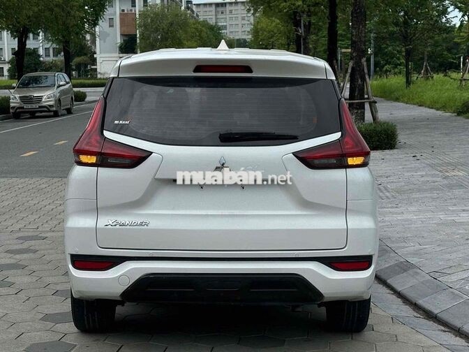 Mitsubishi Xpander 2019 Số sàn Trắng bao zin.chêch