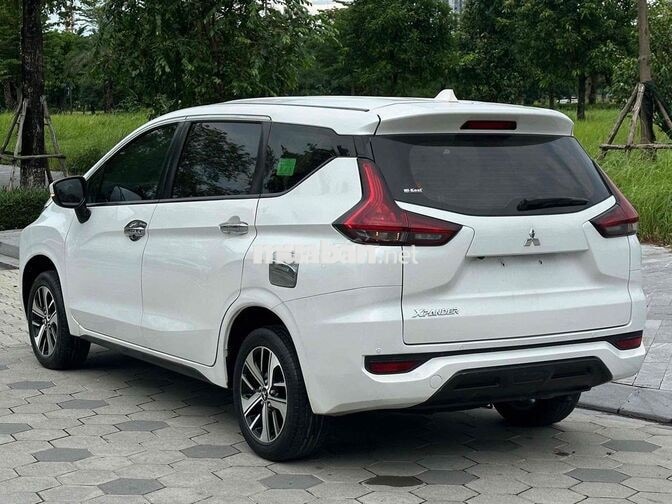 Mitsubishi Xpander 2019 Số sàn Trắng bao zin.chêch