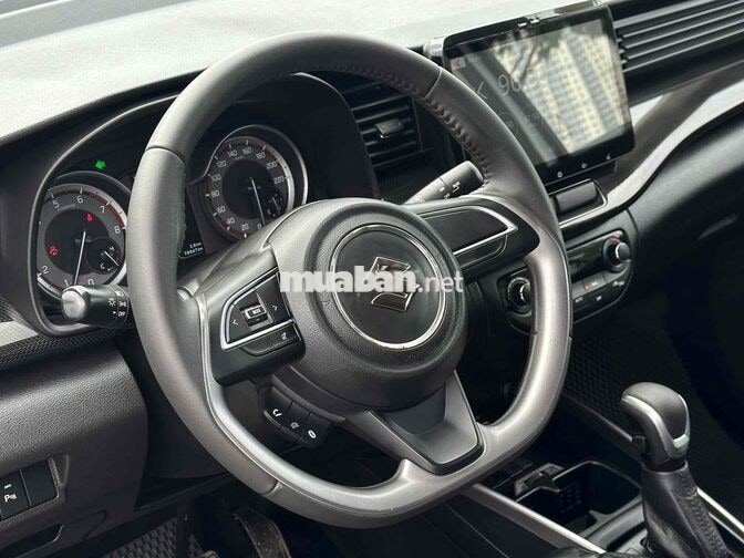 Suzuki XL7 2023 Tự động Trắng bao zin bao chếch