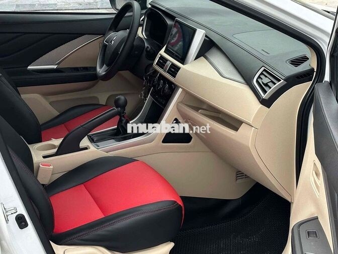 Mitsubishi Xpander 2019 Số sàn Trắng bao zin.chêch