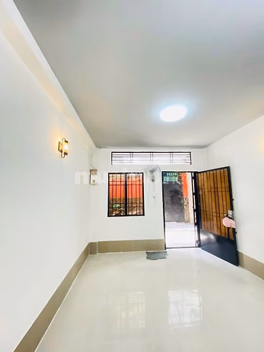 Bán Nhà Trần Phú Quận 5 - 23M2 Ngang 3m45 3 Tầng 2 PN - 4 Tỷ 8