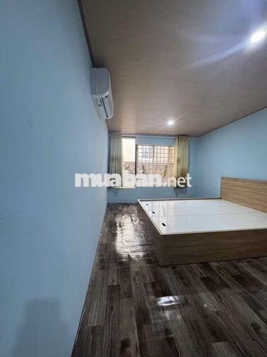 Chi Thuê Phòng 30 m2, 7 triệu / tháng 
