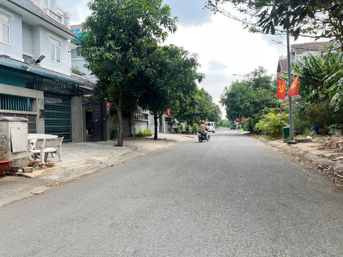 Cho thuê nguyên căn KDC Khang An, Phường Long Trường, TP.THCM