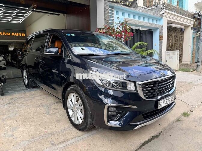 Kia Sedona Luxury 2020 Đen 7 chỗ Dầu