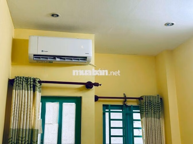 Trống 2 phòng 489 Huỳnh Văn Bánh, Phú Nhuận