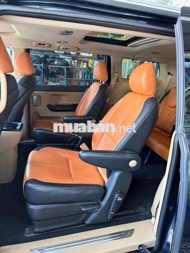 Kia Sedona Luxury 2020 Đen 7 chỗ Dầu