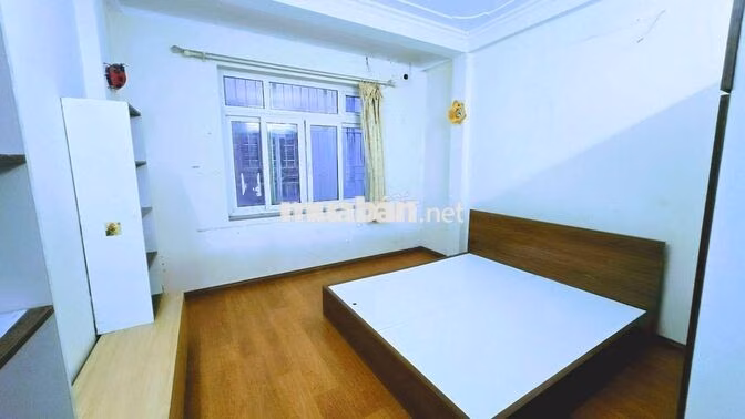 Chính chủ 80m 4PNx3T sân 30m đường 8m ôtô Khương Đình 14,8tr/th