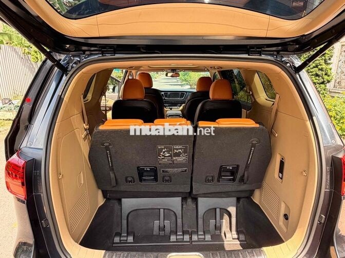 Kia Sedona Luxury 2020 Đen 7 chỗ Dầu
