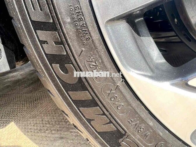 Toyota Corolla Cross V 2024 17.000 km Đỏ