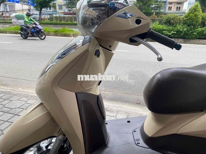 Honda Lead 2017 Vàng cát