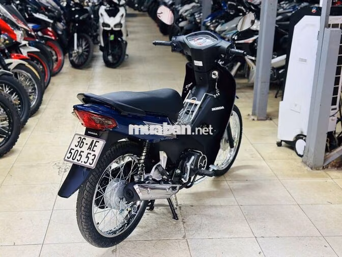 XE MÁY THỊNH PHÁT- WAVE A 110 XANH THAN CHẠY 28KM