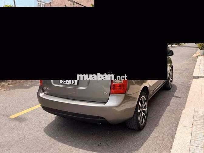 Kia Carens 7 chỗ Xám Tự động Xăng