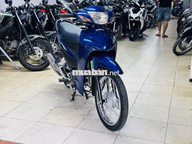 XE MÁY THỊNH PHÁT- WAVE A 110 XANH THAN CHẠY 28KM