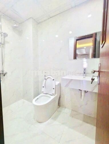 BÁN CHUNG CƯ KIM VĂN KIM LŨ 75M2, 3P. NGỦ, 2VS, NHỈNH 4 TỶ TÍ TI