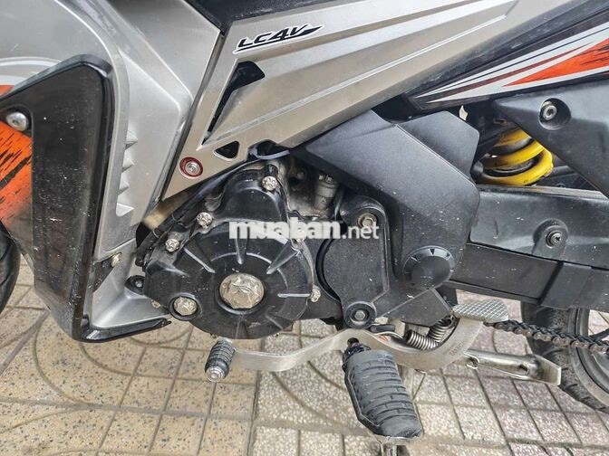 Yamaha Exciter 5S Đen Cam Bạc phuộc RCB