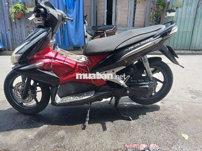 Honda Airblade 108cc Đỏ-đen Sài Gòn