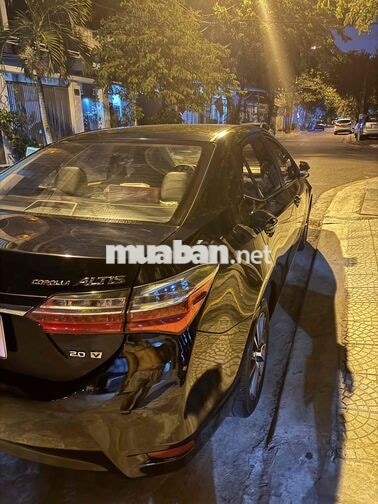 Toyota Corolla Altis 2.0V AT đời cuối 2017