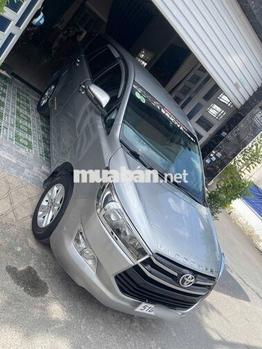 Bán xe INNOVA 8 chỗ 2.0E MT Đk:16/01/2018 mới 90%