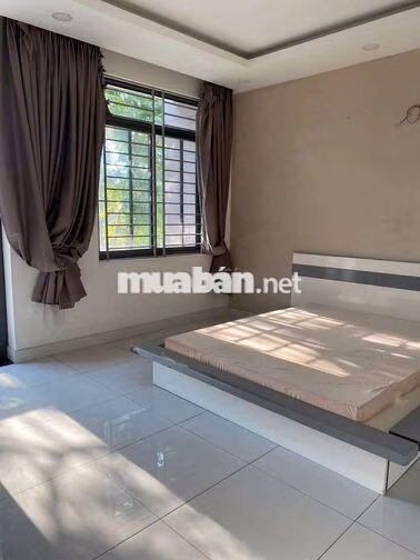 Nhà Phố 3 tầng 5 phòng ngủ 6 tolet sổ hồng chính chủ