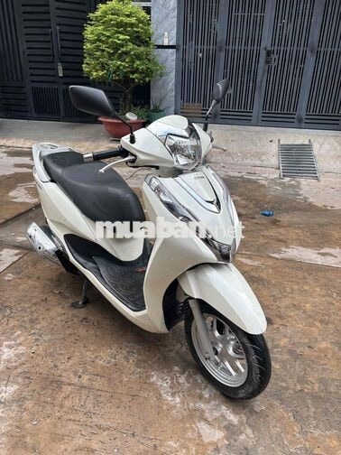 Honda Lead 4Val 2023 Trắng