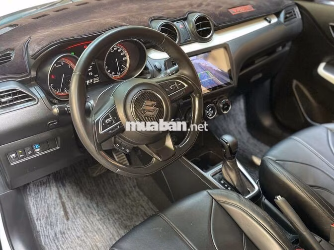 Suzuki Swift GLX 1.2AT 2019 Trắng 68000 km