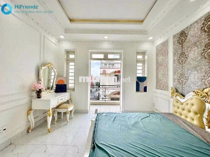 STUDIO TÁCH BẾP FULL NỘI THẤT TRỐNG SẴN Ở LIỀN NGAY ĐẦM SEN