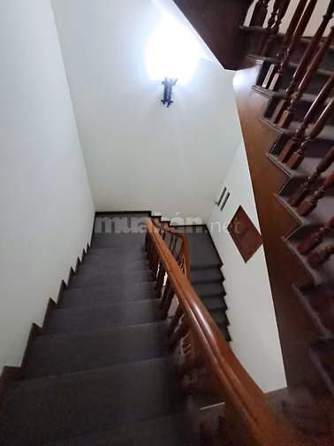 CHO THUÊ NHÀ NGUYÊN CĂN NGÕ 60 VŨ PHẠM HÀM - KINH DOANH, VĂN PHÒNG