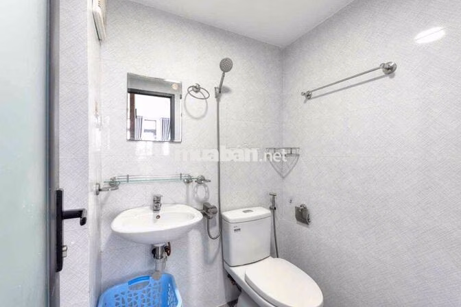 PHÒNG STUDIO ĐẸP - FULL NỘI THẤT BAN CÔNG