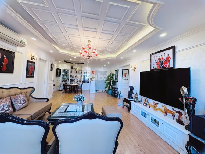 Bán căn hộ chung cư Golden Palace 54 Lê Văn Lương 