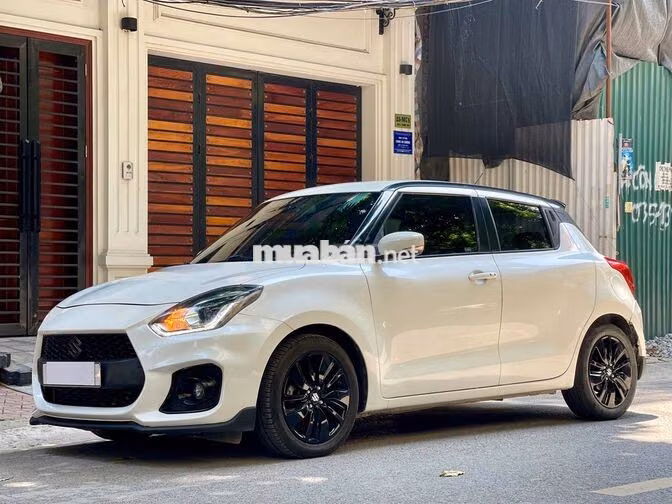 Suzuki Swift GLX 1.2AT 2019 Trắng 68000 km