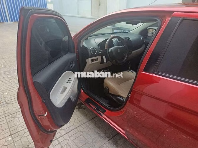 Mitsubishi Mirage 2015 Tự động CVT Đỏ