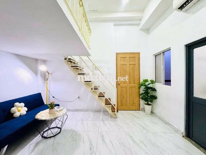 Cho Thuê Duplex Cách Đại Học Văn Hiến 5P Gần Luỹ Bán Bích Bốn Xã