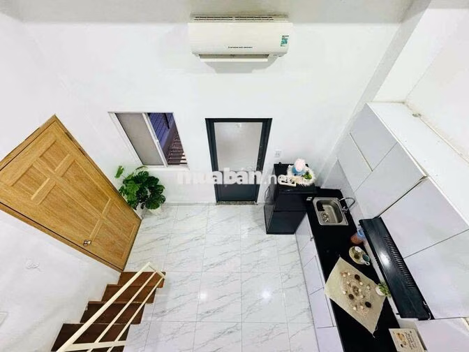 Cho Thuê Duplex Cách Đại Học Văn Hiến 5P Gần Luỹ Bán Bích Bốn Xã