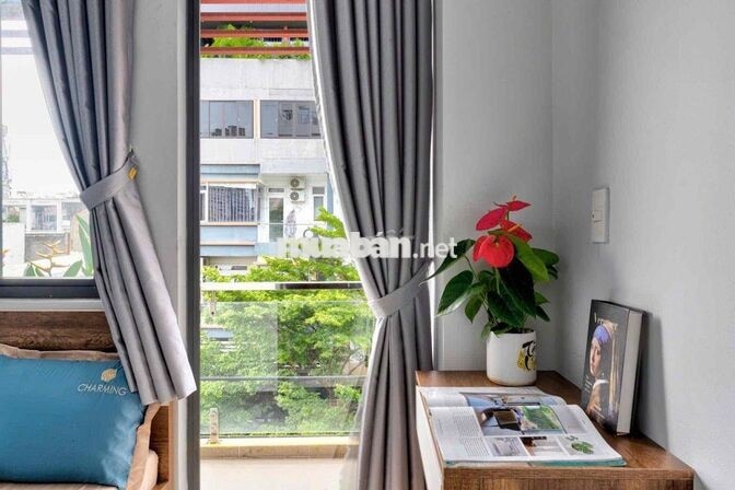 PHÒNG STUDIO ĐẸP - FULL NỘI THẤT BAN CÔNG