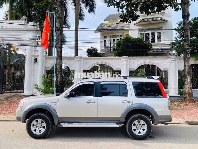 Ford Everest 2008 Số sàn Bạc 260k km